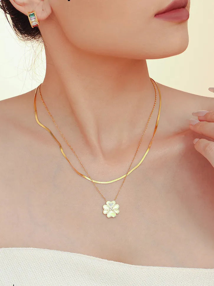 pendentif trèfle à quatre feuilles, collier e zircon serti plaqué-or 18 k eprolo