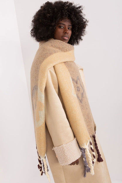  Châle model 190561 AT 