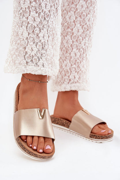  Clacquettes model 215745 Step in style 